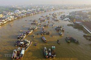 Liên kết du lịch TP HCM - Đồng bằng sông Cửu Long: * Bài 1: Chung sức vượt khó