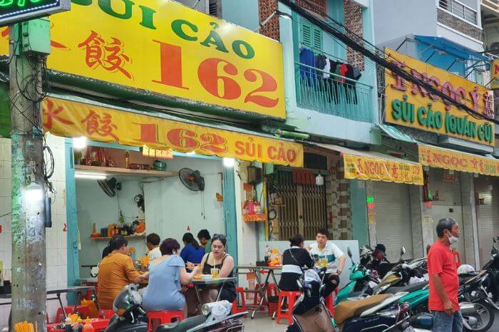 du lịch Sài Gòn ăn gì