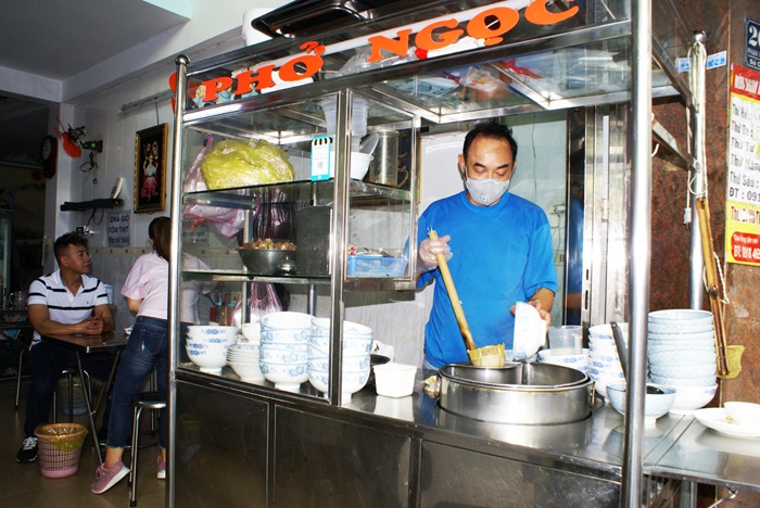 Quán phở Sài Gòn